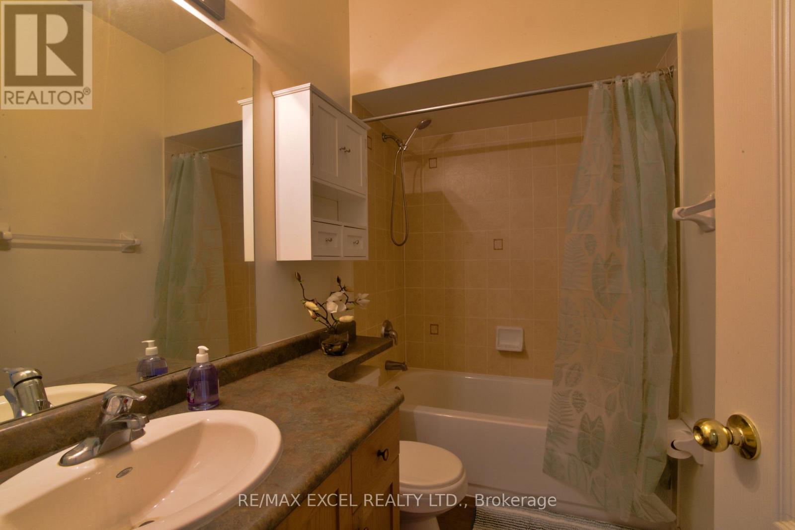 12 Cardinal Way, Wasaga Beach, Ontario  L9Z 3B6 - Photo 31 - S13877186
