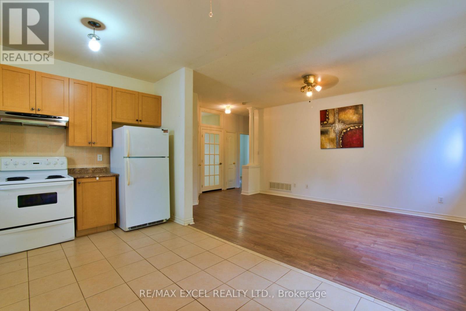 12 Cardinal Way, Wasaga Beach, Ontario  L9Z 3B6 - Photo 11 - S13877186