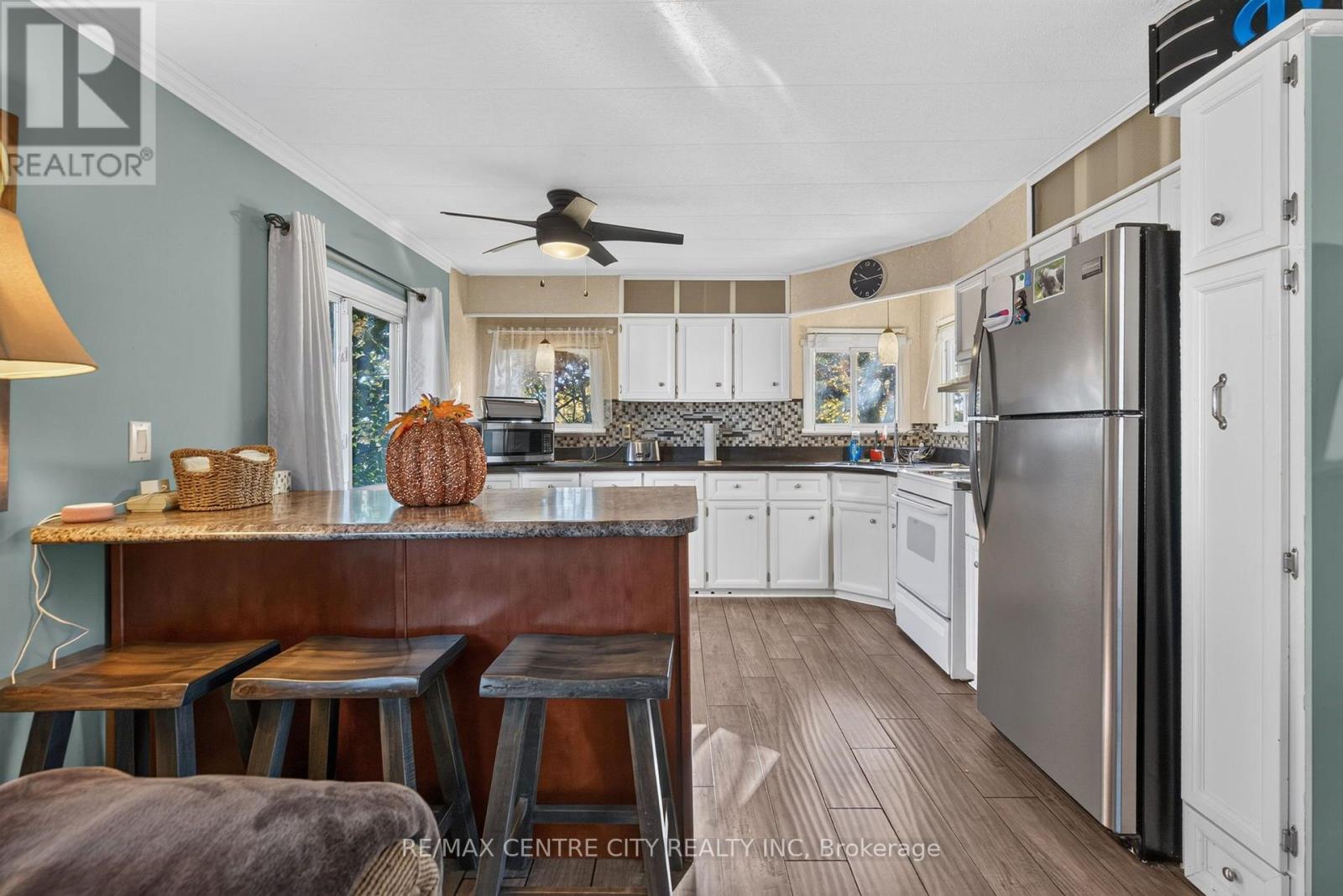 55 - 3100 Dorchester Road, Thames Centre, Ontario  N0L 1G5 - Photo 3 - X14101908