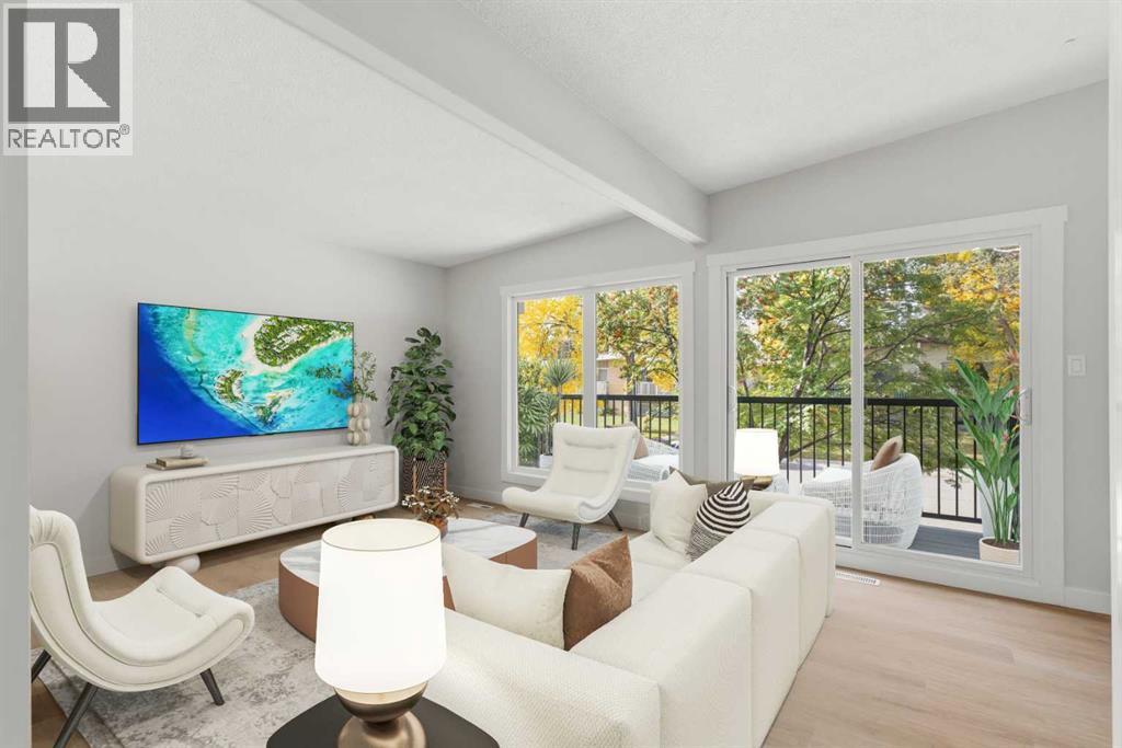 30 / 32 Dalton Bay NW, Calgary, Alberta  T3A 1H8 - Photo 4 - A2349383