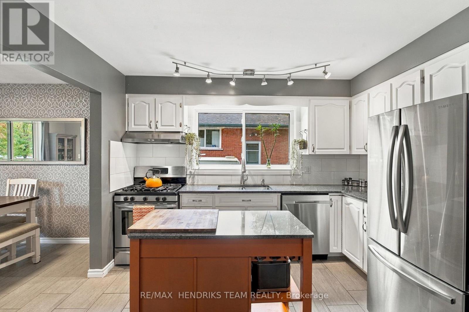 94 Bellingham Drive, Hamilton, Ontario  L8V 3R4 - Photo 10 - X14101830