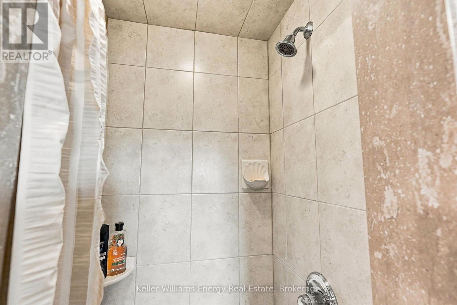 256 Grooms Avenue, Oshawa, Ontario  L1G 4A3 - Photo 21 - E14102004