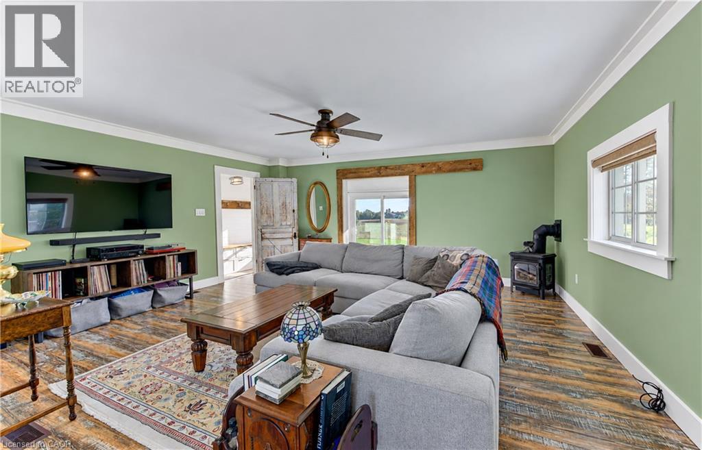 8111 Rd 177, Listowel, Ontario  N4W 3G6 - Photo 14 - 40872045