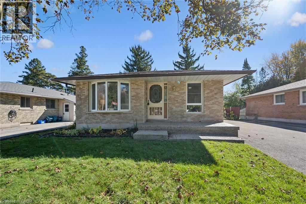 11 Caledon Court, Cambridge, Ontario  N1S 3W3 - Photo 4 - 40871262
