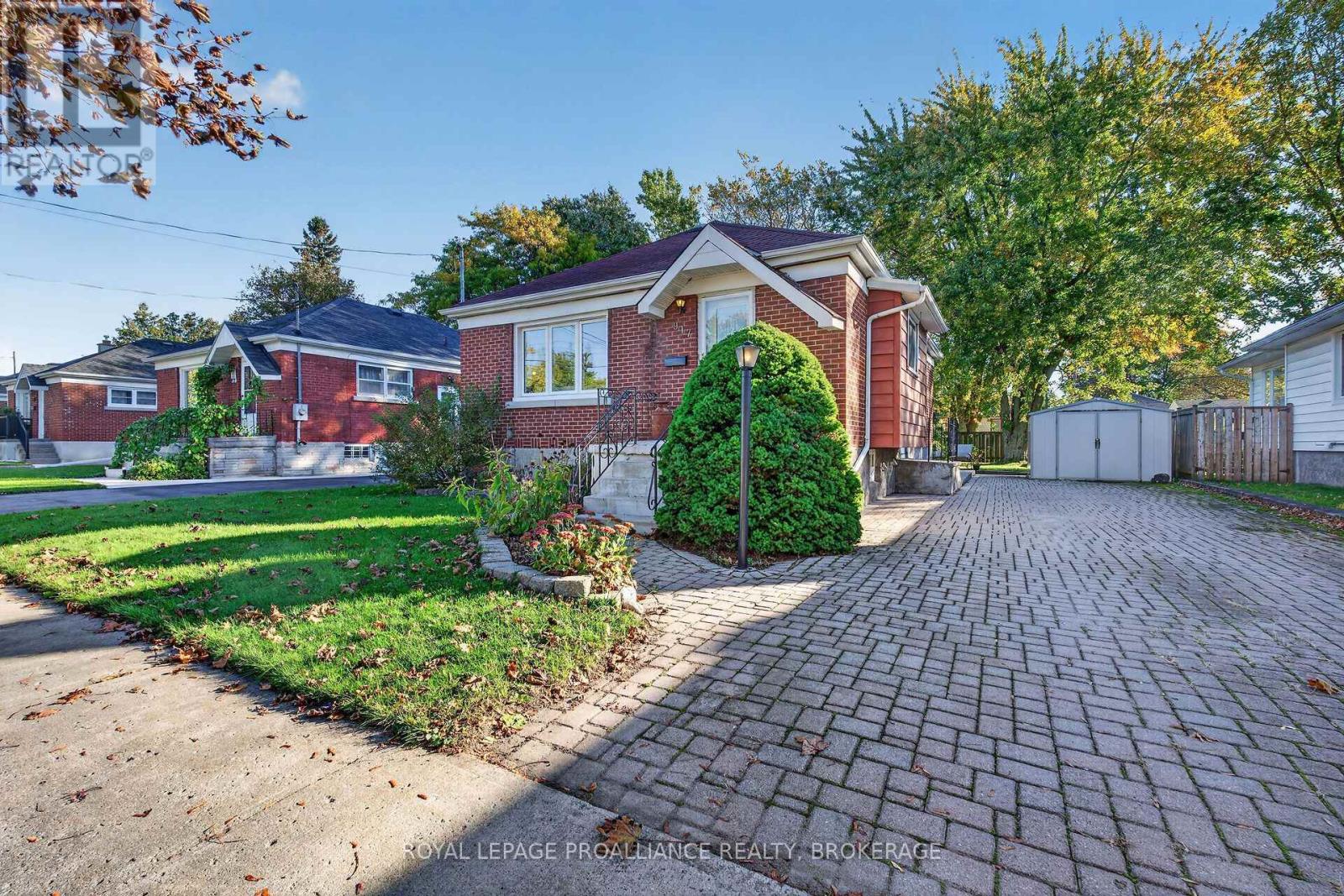 917 Victoria Street, Kingston, Ontario K7K 4T9 - Photo 1 - X14101826