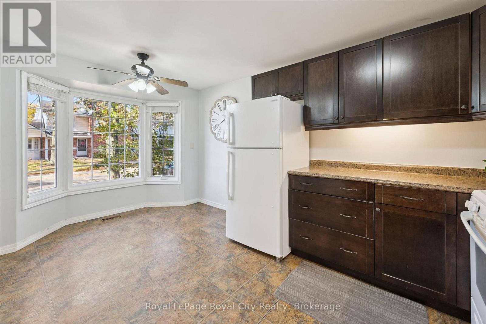 48 - 129 Victoria Road N, Guelph (Grange Road), Ontario  N1E 6T8 - Photo 11 - X14101870