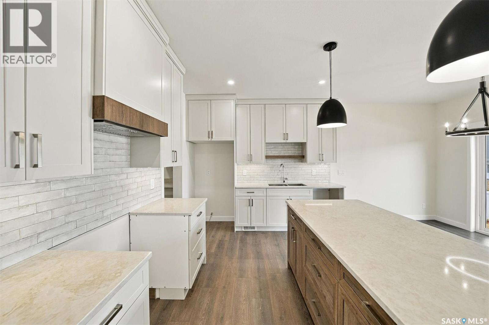 443 Asokan Rise, Saskatoon, Saskatchewan  S7V 1R3 - Photo 3 - SK051034