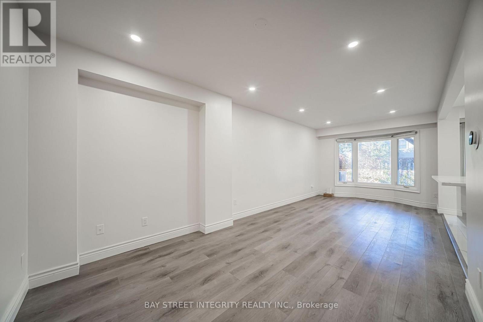 28 Fawndale Crescent, Toronto, Ontario  M1W 3K1 - Photo 17 - E14101900