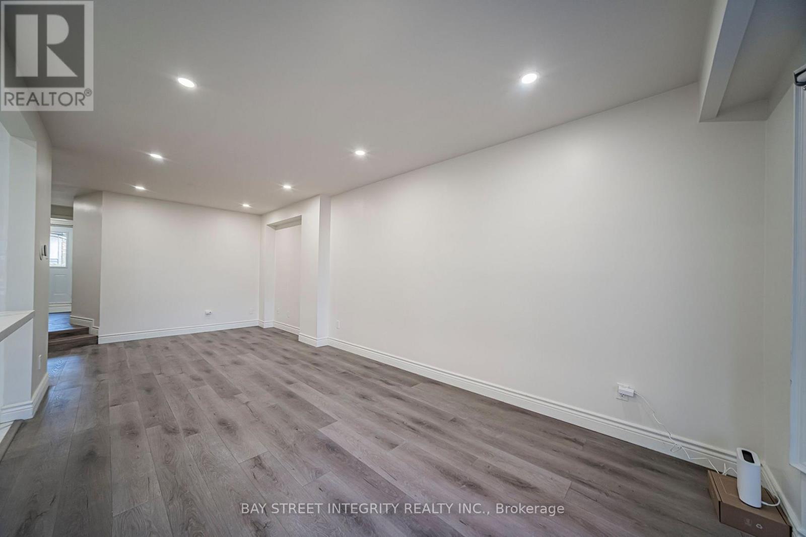 28 Fawndale Crescent, Toronto, Ontario  M1W 3K1 - Photo 18 - E14101900