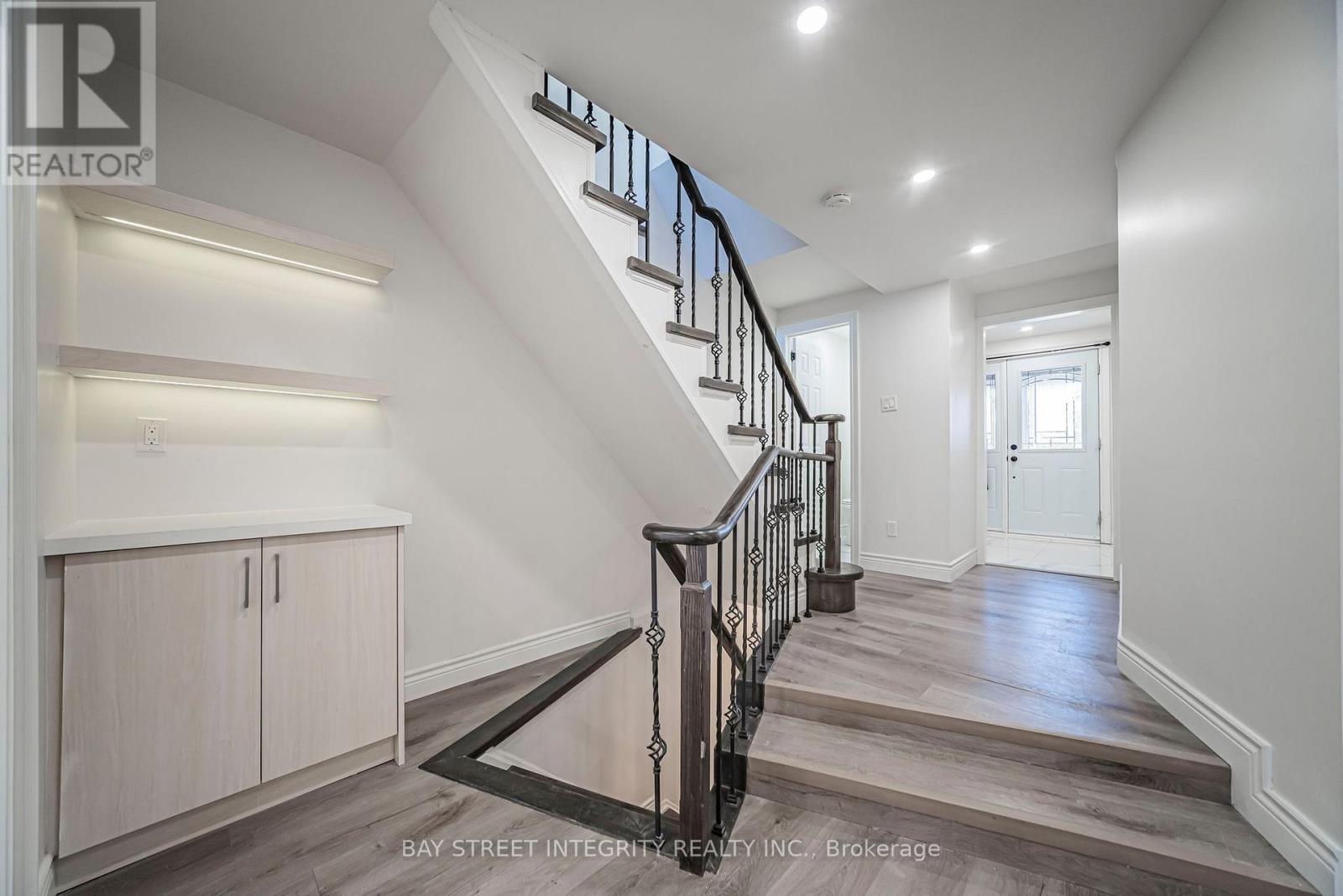28 Fawndale Crescent, Toronto, Ontario  M1W 3K1 - Photo 19 - E14101900