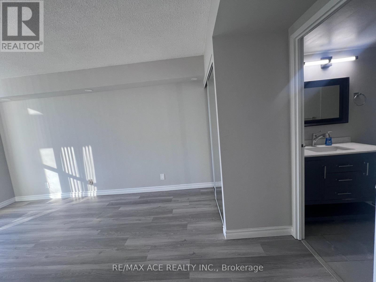 901 - 8 Silverbell Grove, Toronto (Malvern), Ontario  M1B 4Z3 - Photo 11 - E14101956