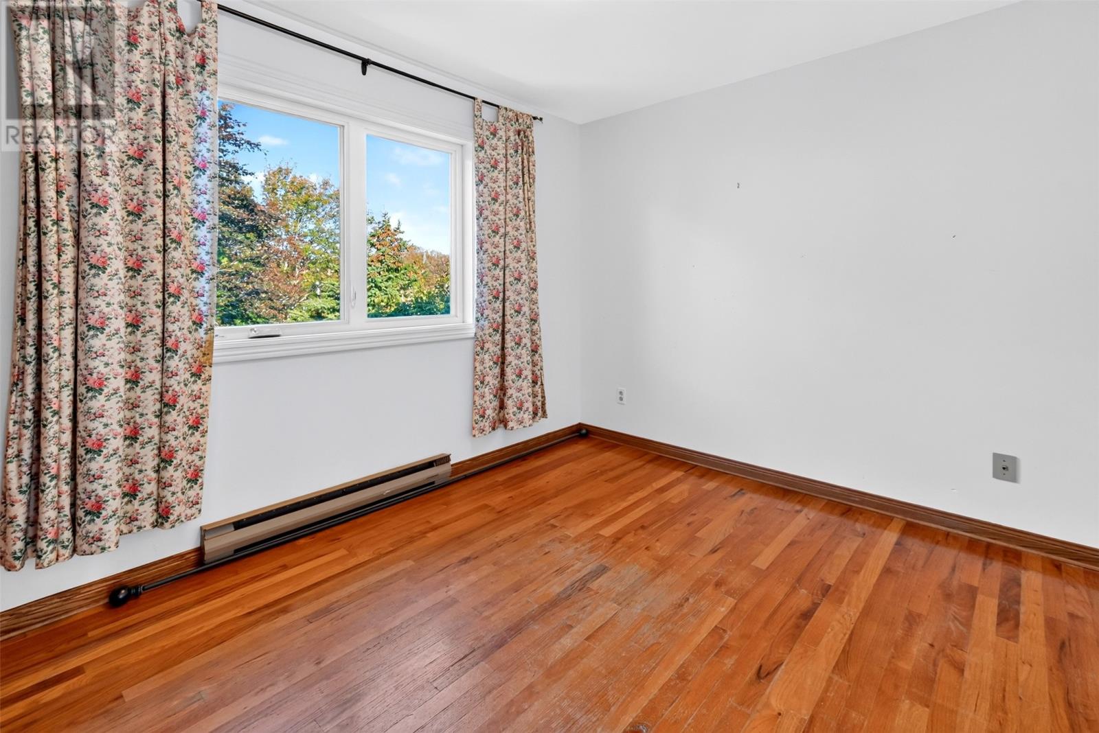 4 Inverness Place, St. John's — photo 30