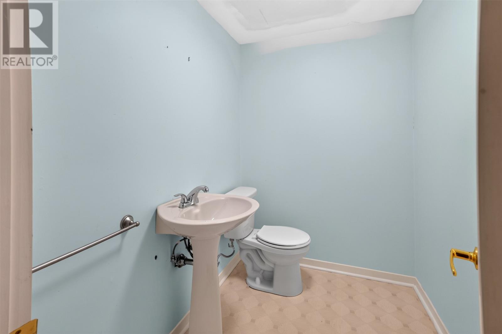 4 Inverness Place, St. John's — photo 39