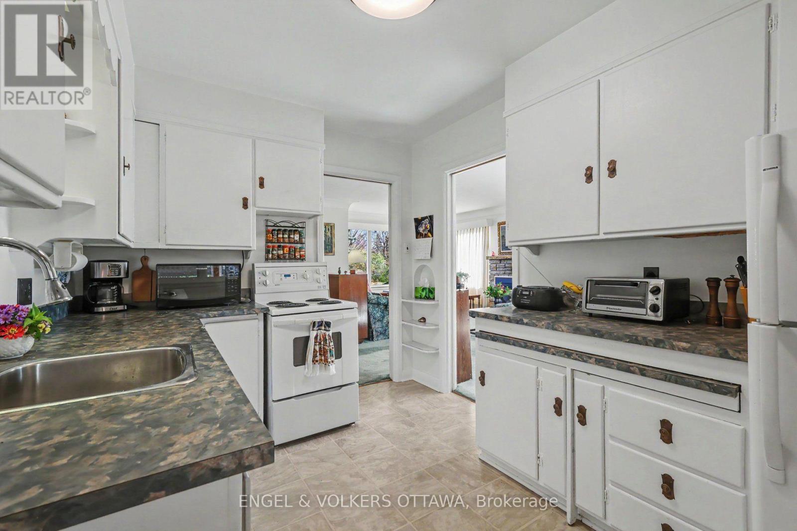 58 Norway Spruce Street, Ottawa, Ontario  K2S 1P8 - Photo 13 - X14101884