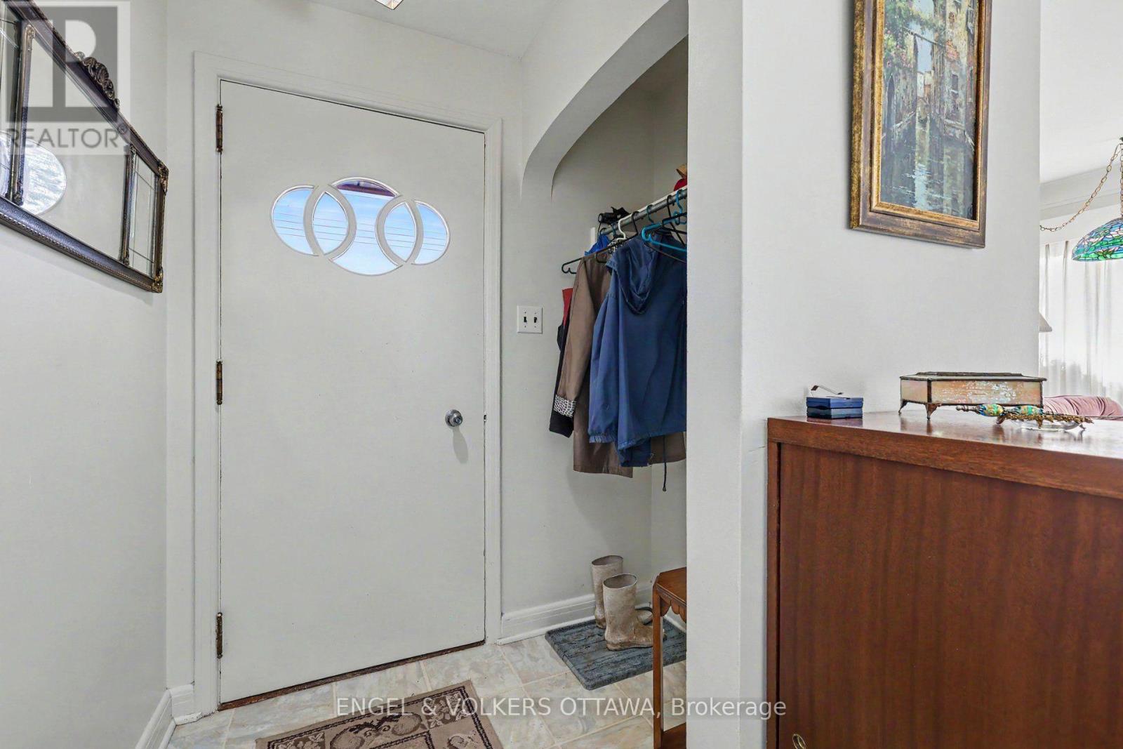 58 Norway Spruce Street, Ottawa, Ontario  K2S 1P8 - Photo 4 - X14101884