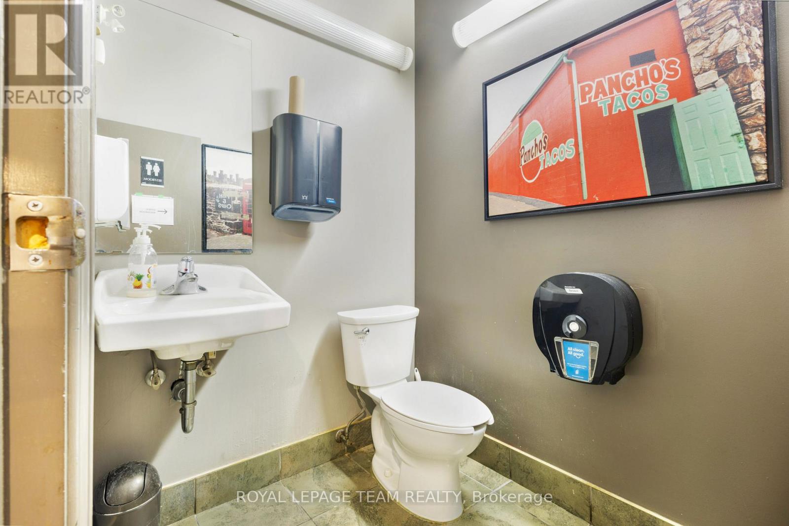 #7 - 484 Hazeldean Road, Ottawa, Ontario  K2L 1V4 - Photo 21 - X14102090