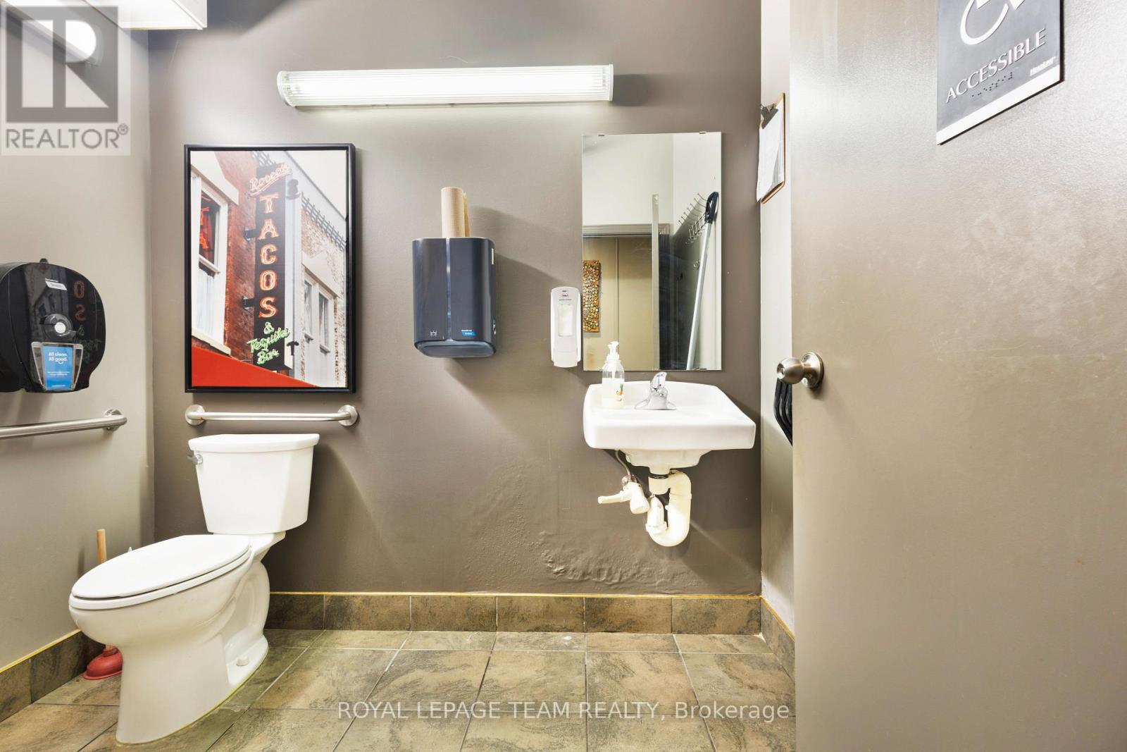 #7 - 484 Hazeldean Road, Ottawa, Ontario  K2L 1V4 - Photo 22 - X14102090