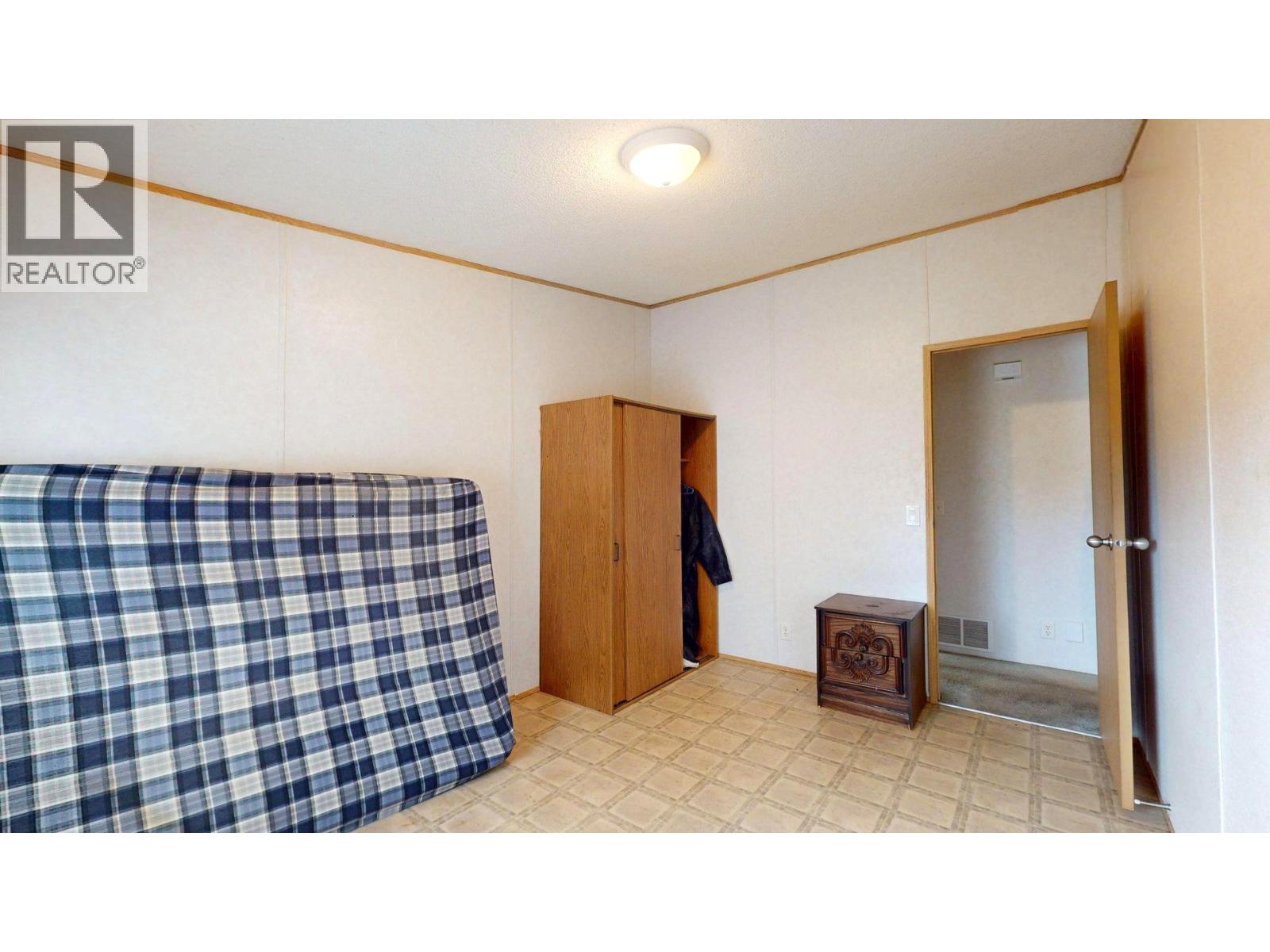 12 Cassiar Drive, Elkford, British Columbia  V0B 1H0 - Photo 19 - 10404161