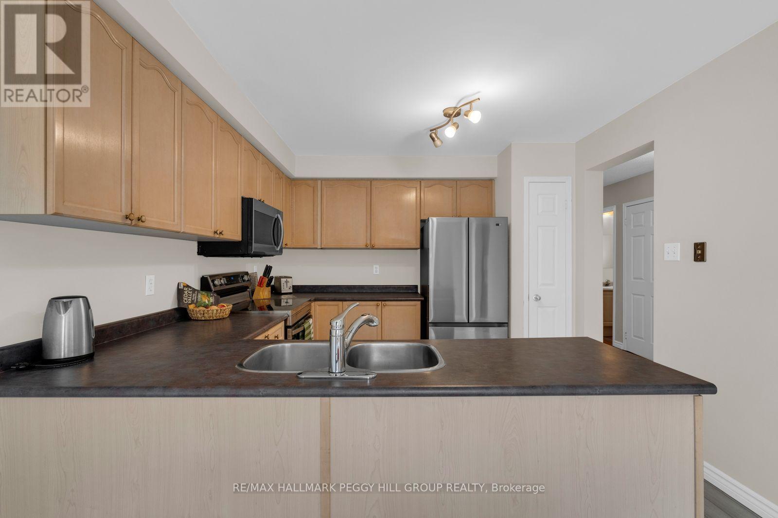 10 Kate Aitken Crescent, New Tecumseth (Beeton), Ontario  L0G 1A0 - Photo 6 - N14101860