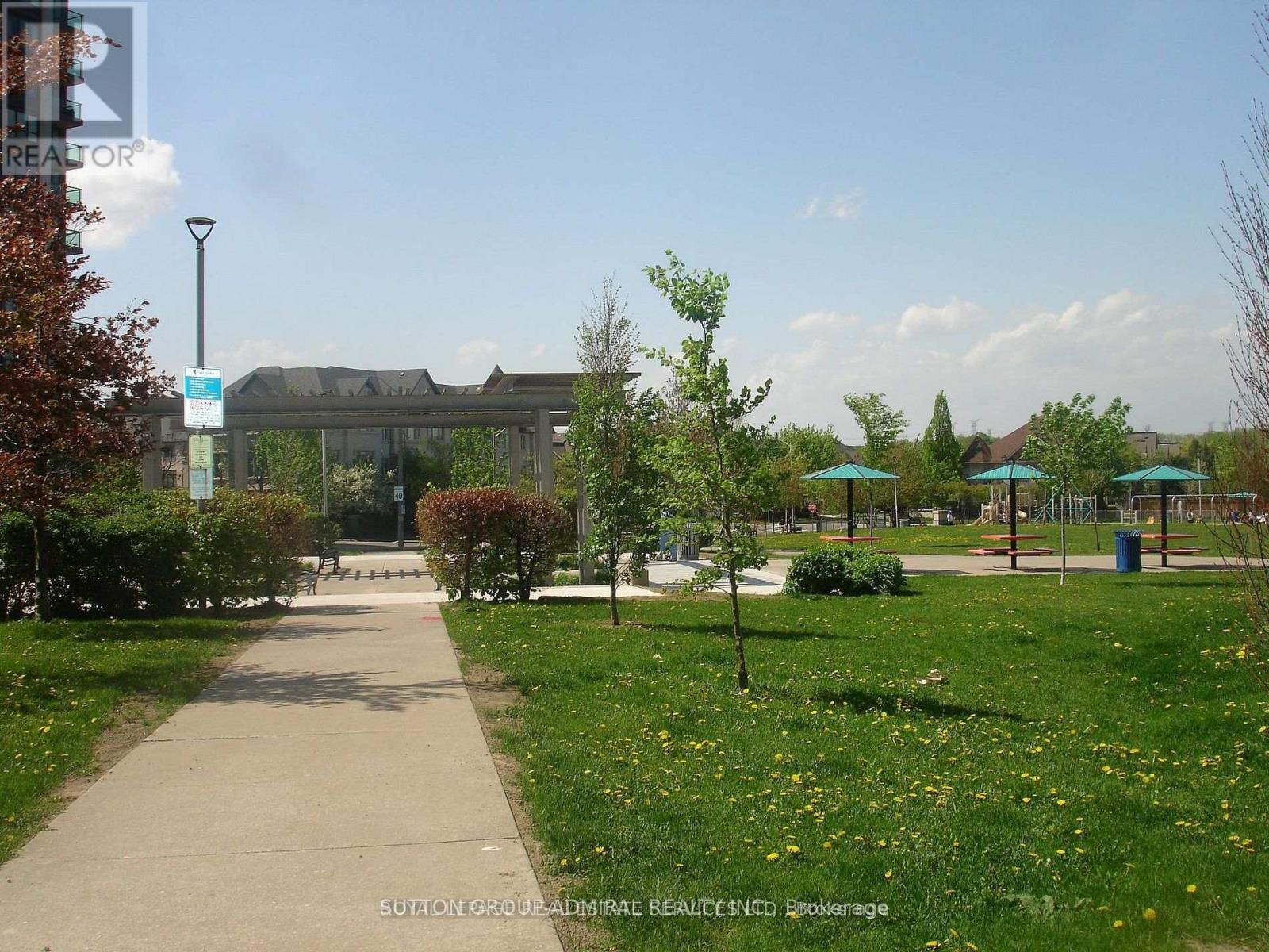 1010 - 15 North Park Road, Vaughan (Beverley Glen), Ontario  L4J 0A1 - Photo 7 - N14101998