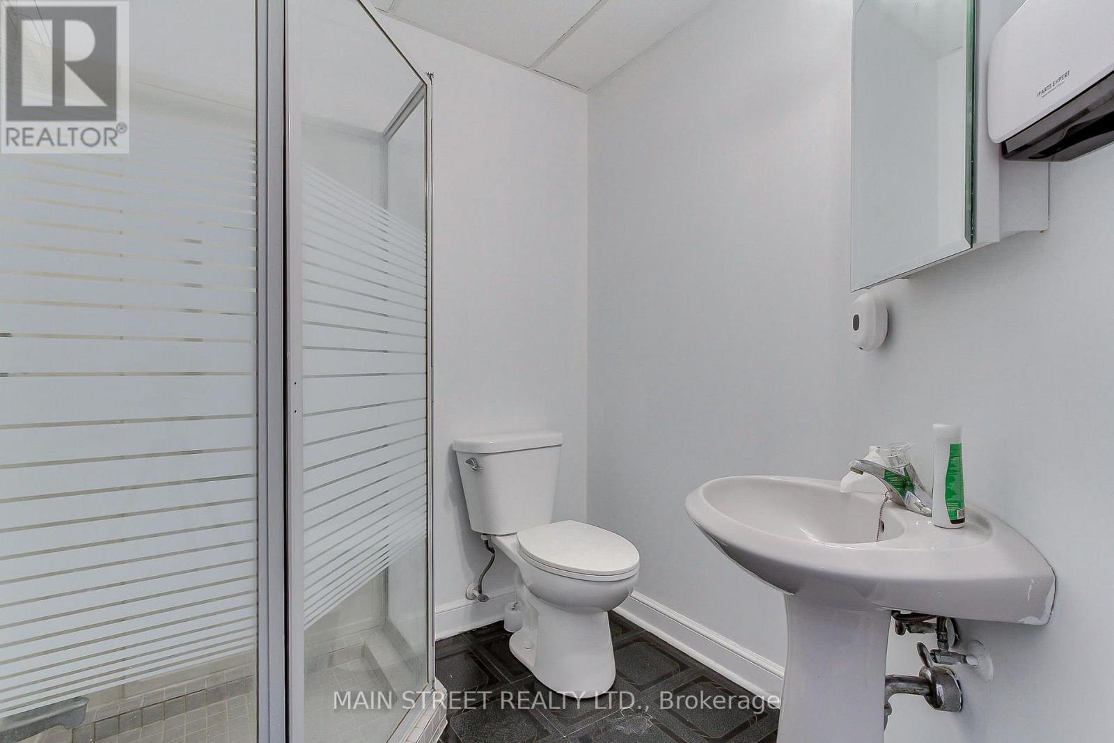 100 (Main) - 227 Eagle Street, Newmarket, Ontario  L3Y 1J8 - Photo 15 - N14102034