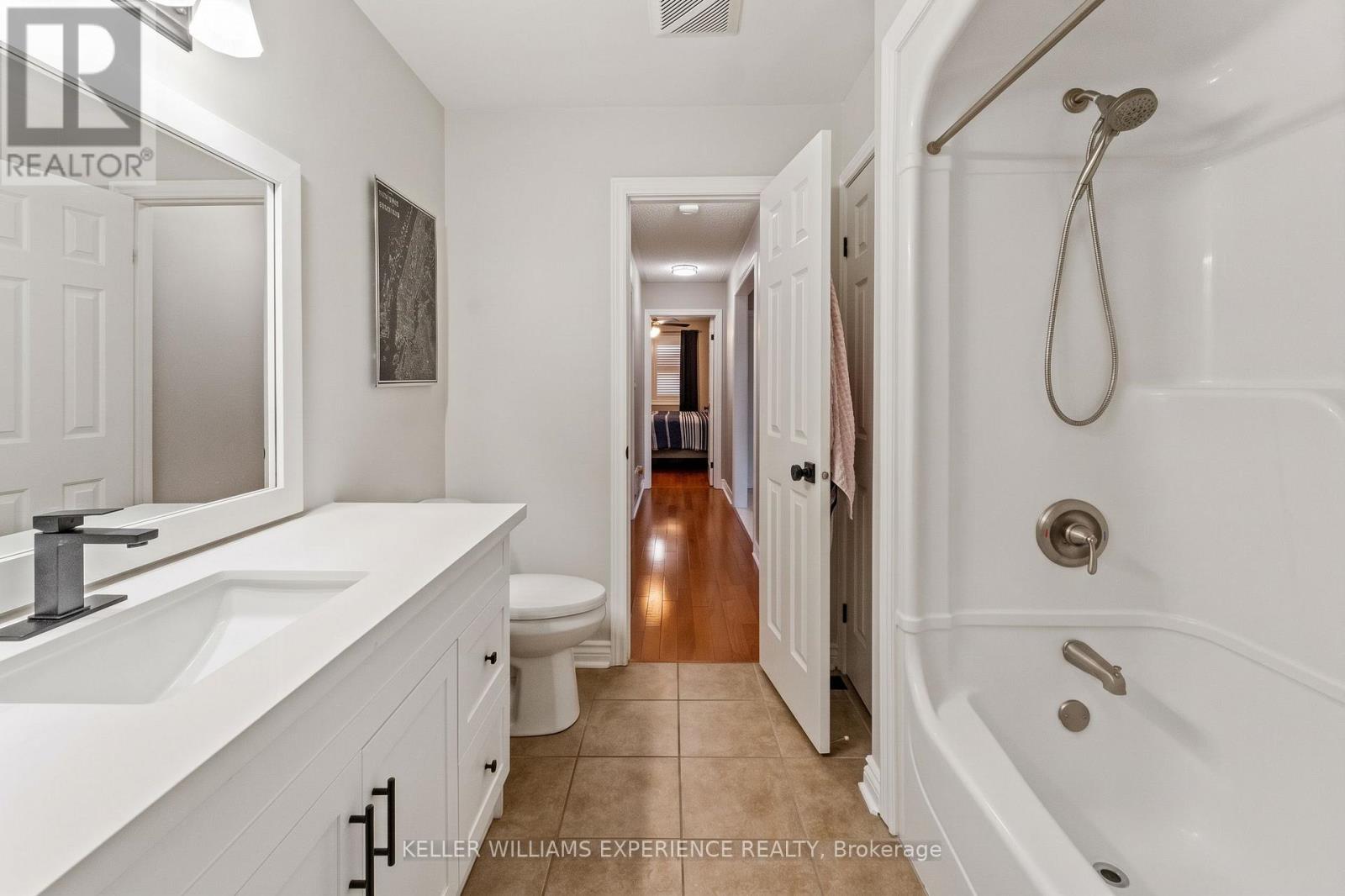 34 Brighton Road, Barrie (Georgian Drive), Ontario  L4M 6S4 - Photo 20 - S14102056