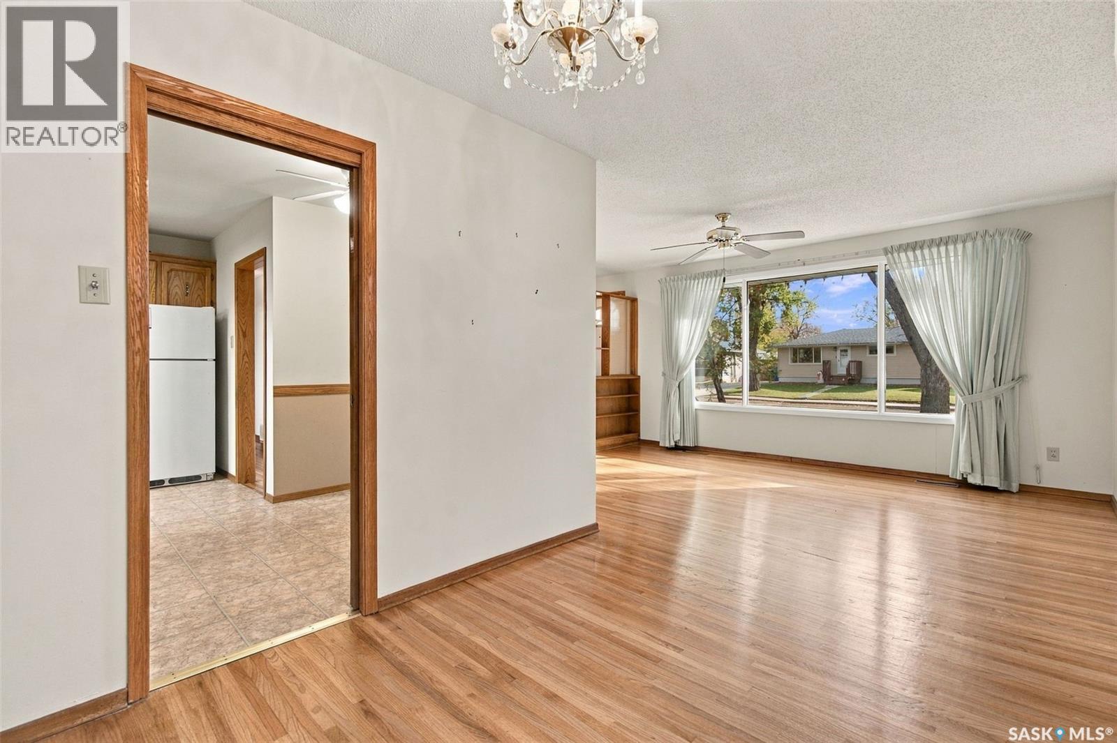 20 Yarnton Crescent, Regina, Saskatchewan  S4R 4A2 - Photo 10 - SK051617