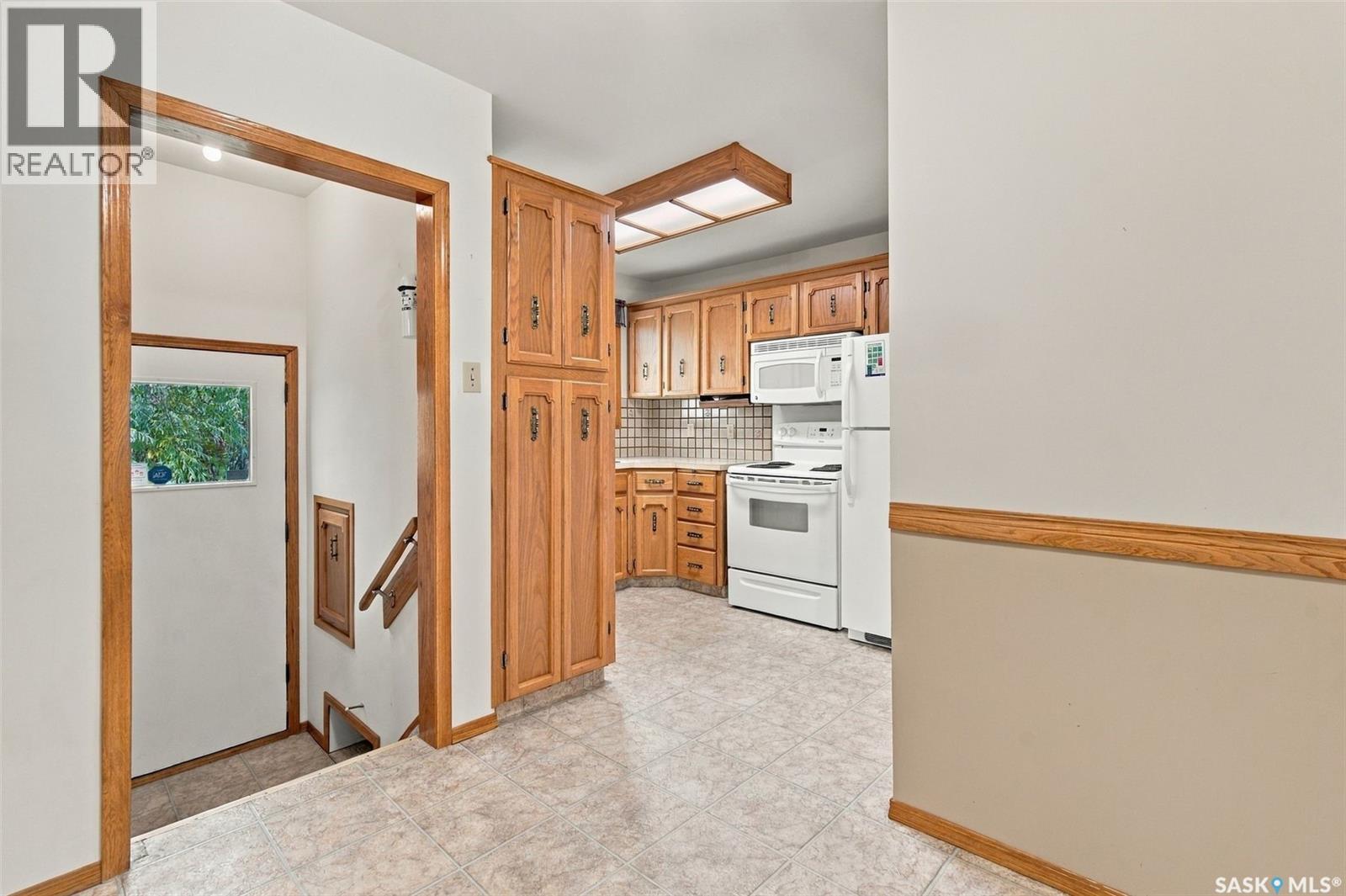 20 Yarnton Crescent, Regina, Saskatchewan  S4R 4A2 - Photo 14 - SK051617