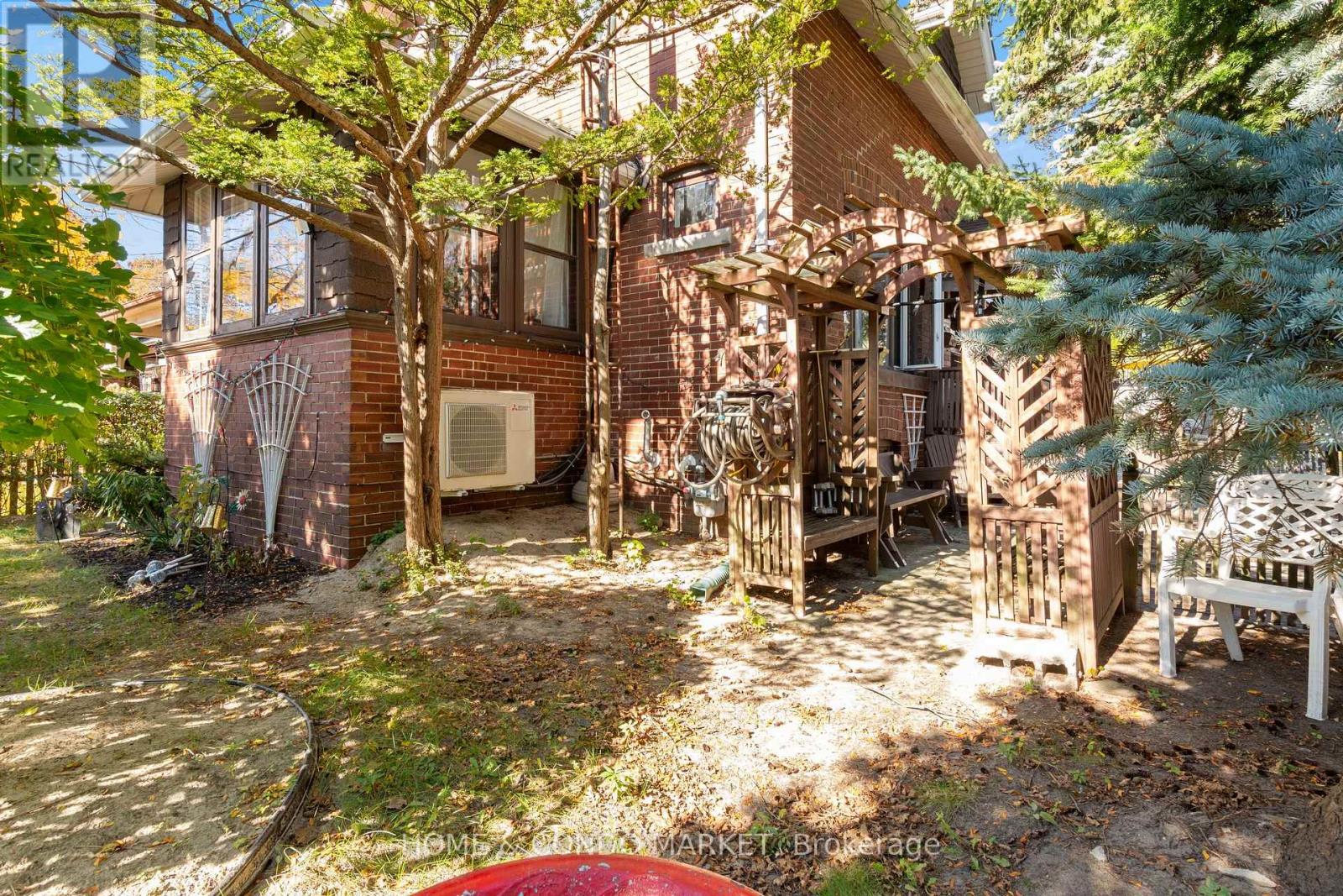 164 Brookside Drive, Toronto, Ontario  M4E 2M4 - Photo 36 - E14101084