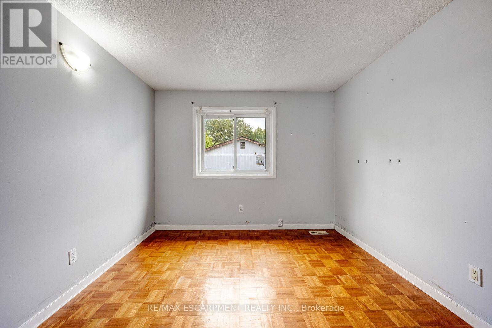 13 Holmstead Court, Brampton, Ontario  L6S 1R9 - Photo 18 - W14101906