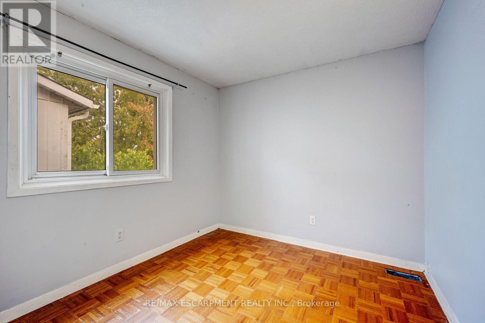 13 Holmstead Court, Brampton, Ontario  L6S 1R9 - Photo 21 - W14101906