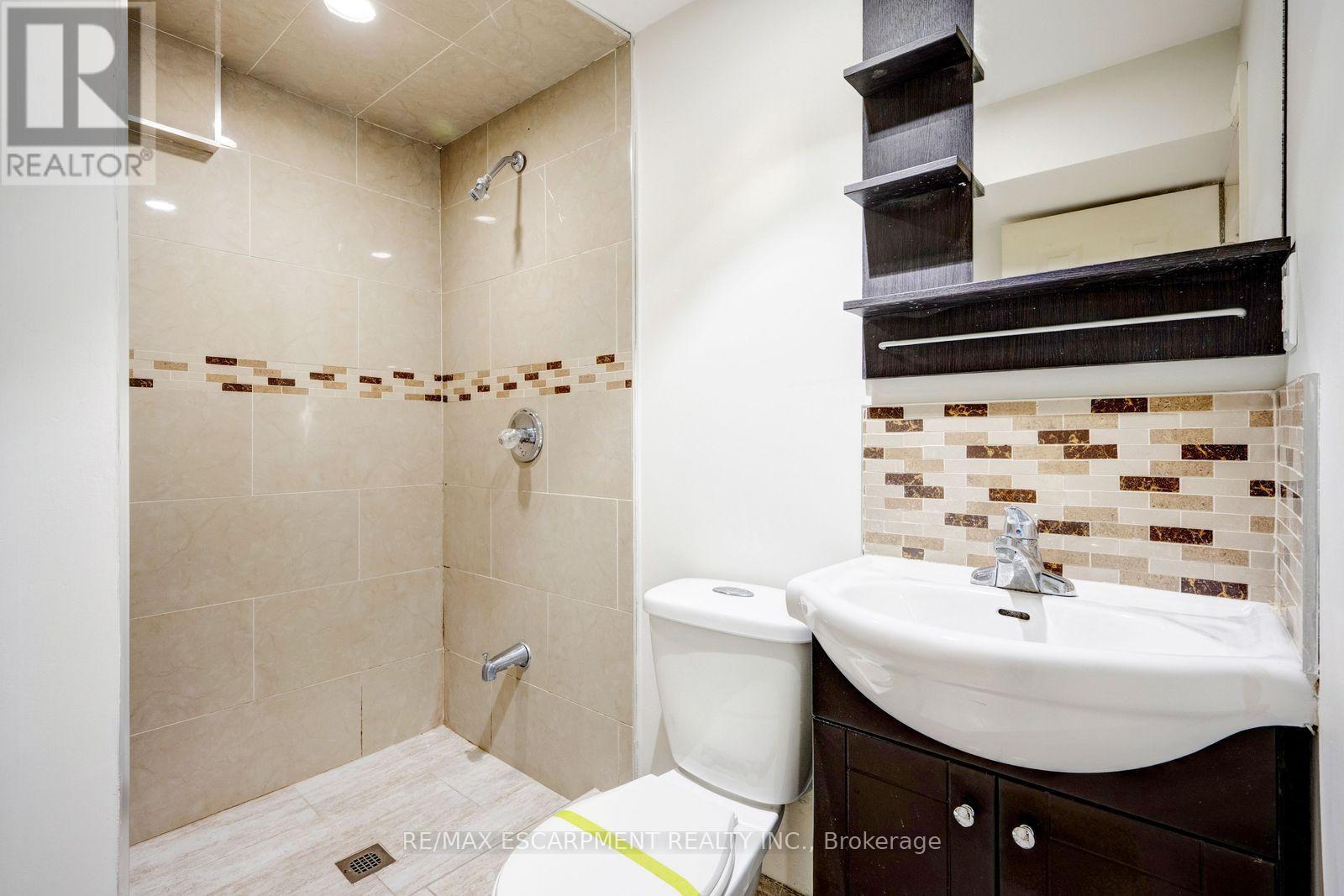 13 Holmstead Court, Brampton, Ontario  L6S 1R9 - Photo 35 - W14101906