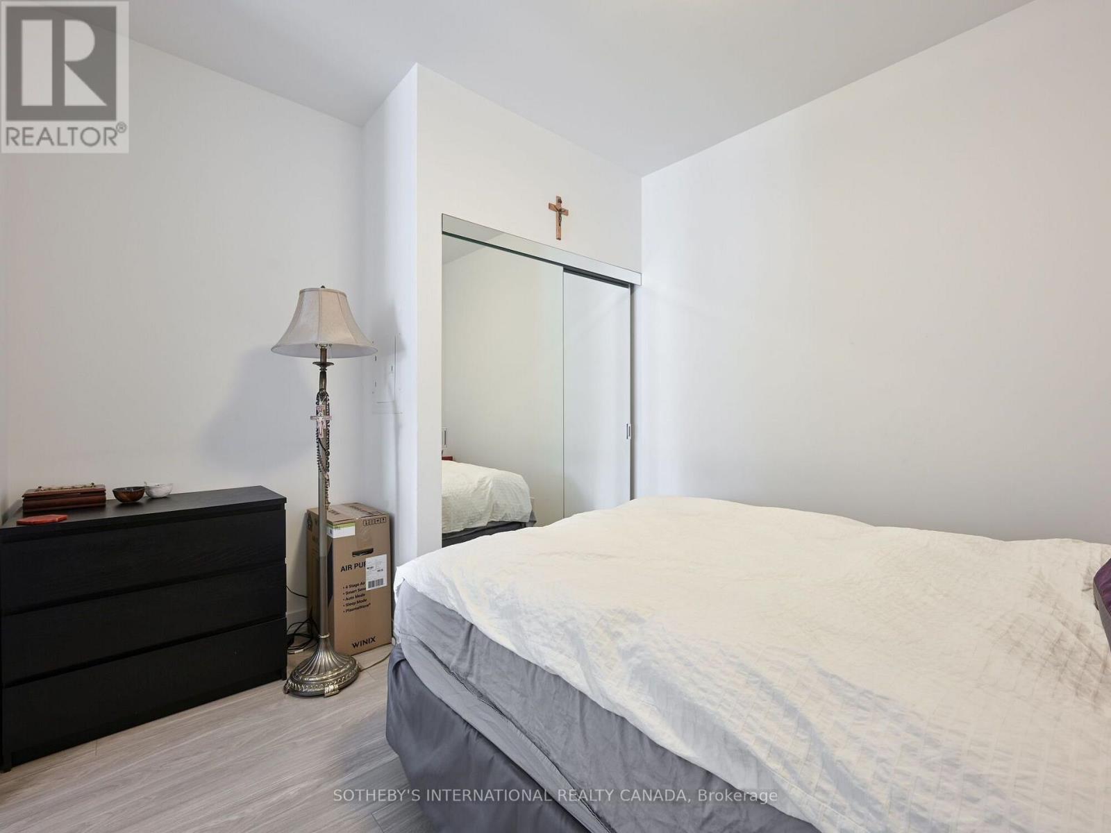 813 - 1830 Bloor Street W, Toronto, Ontario  M6P 0A2 - Photo 16 - W14102026