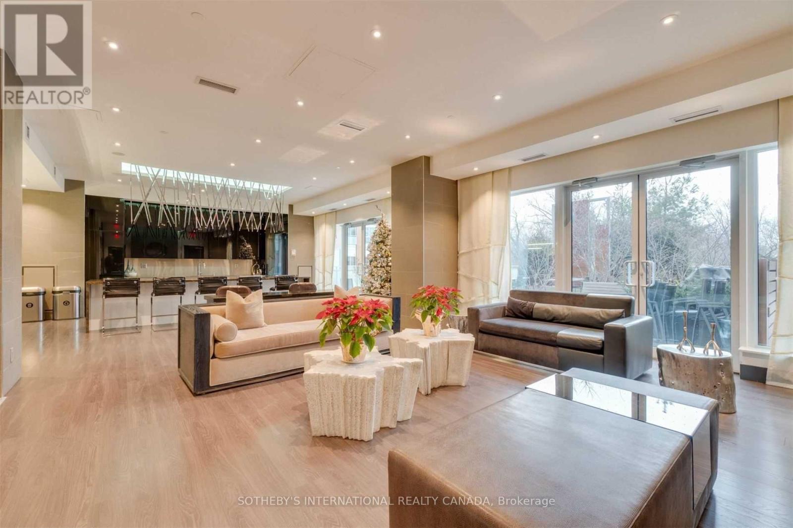 813 - 1830 Bloor Street W, Toronto, Ontario  M6P 0A2 - Photo 28 - W14102026
