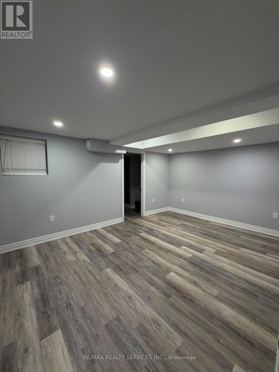 Lower - 2 Tonalite Road, Brampton, Ontario  L6P 0M3 - Photo 11 - W14102064