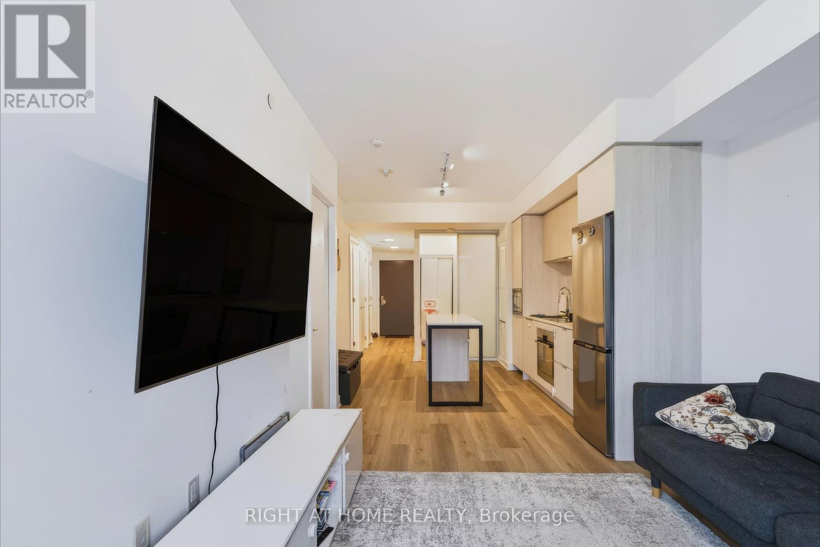 422 - 86 Dundas Street E, Mississauga, Ontario  L5A 1W4 - Photo 14 - W14102068