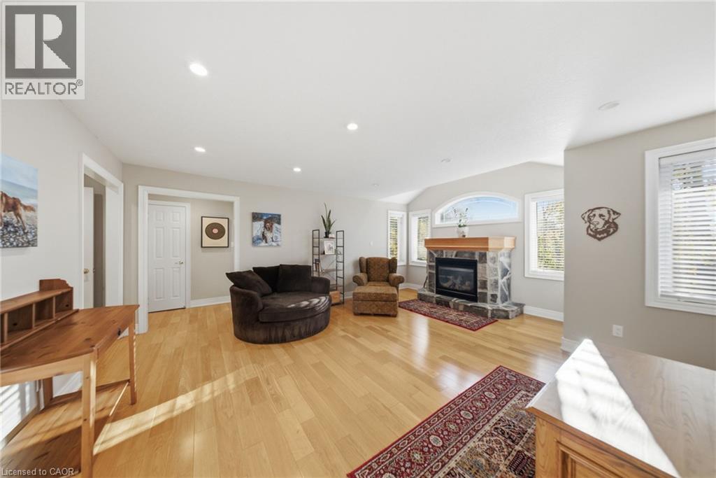 95 Tollgate Drive, Hamilton, Ontario  L9G 5C9 - Photo 24 - 40873005