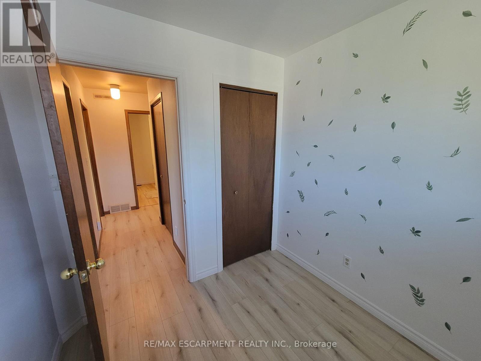 Main - 9 Charleen Circle, St. Catharines, Ontario  L2M 7G6 - Photo 13 - X14101990