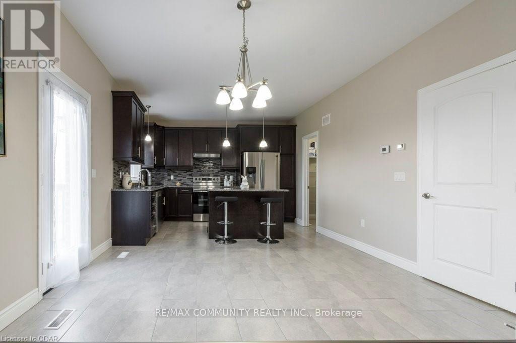 94 Redwood Drive, Belleville, Ontario  K8N 0H5 - Photo 4 - X14102112