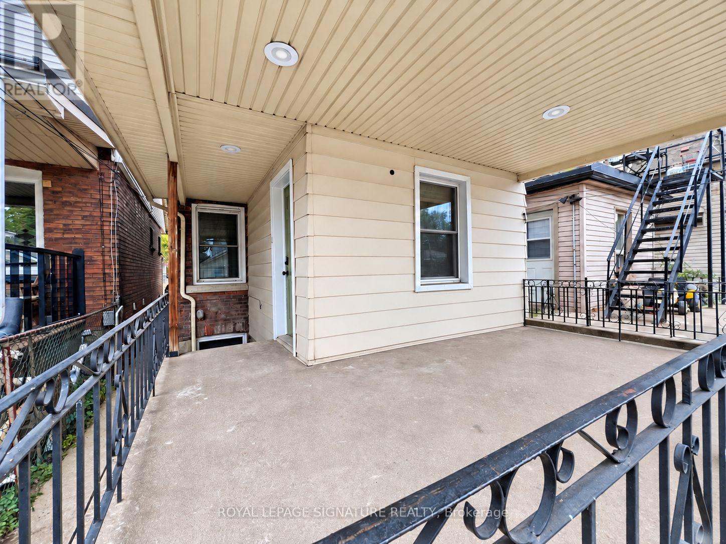 2 - 174 Gage Avenue, Hamilton, Ontario  L8L 7A4 - Photo 2 - X14102158