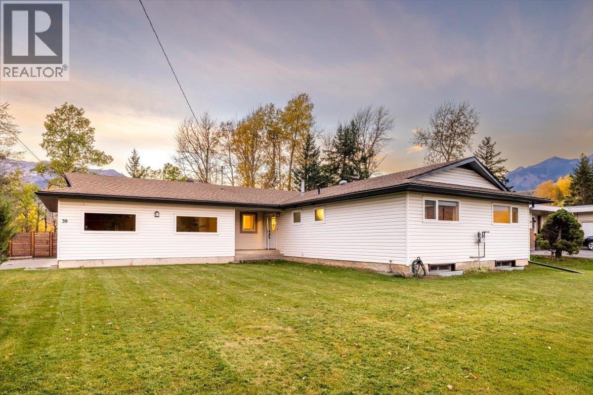 39 ELKVIEW Drive, Fernie, British Columbia
