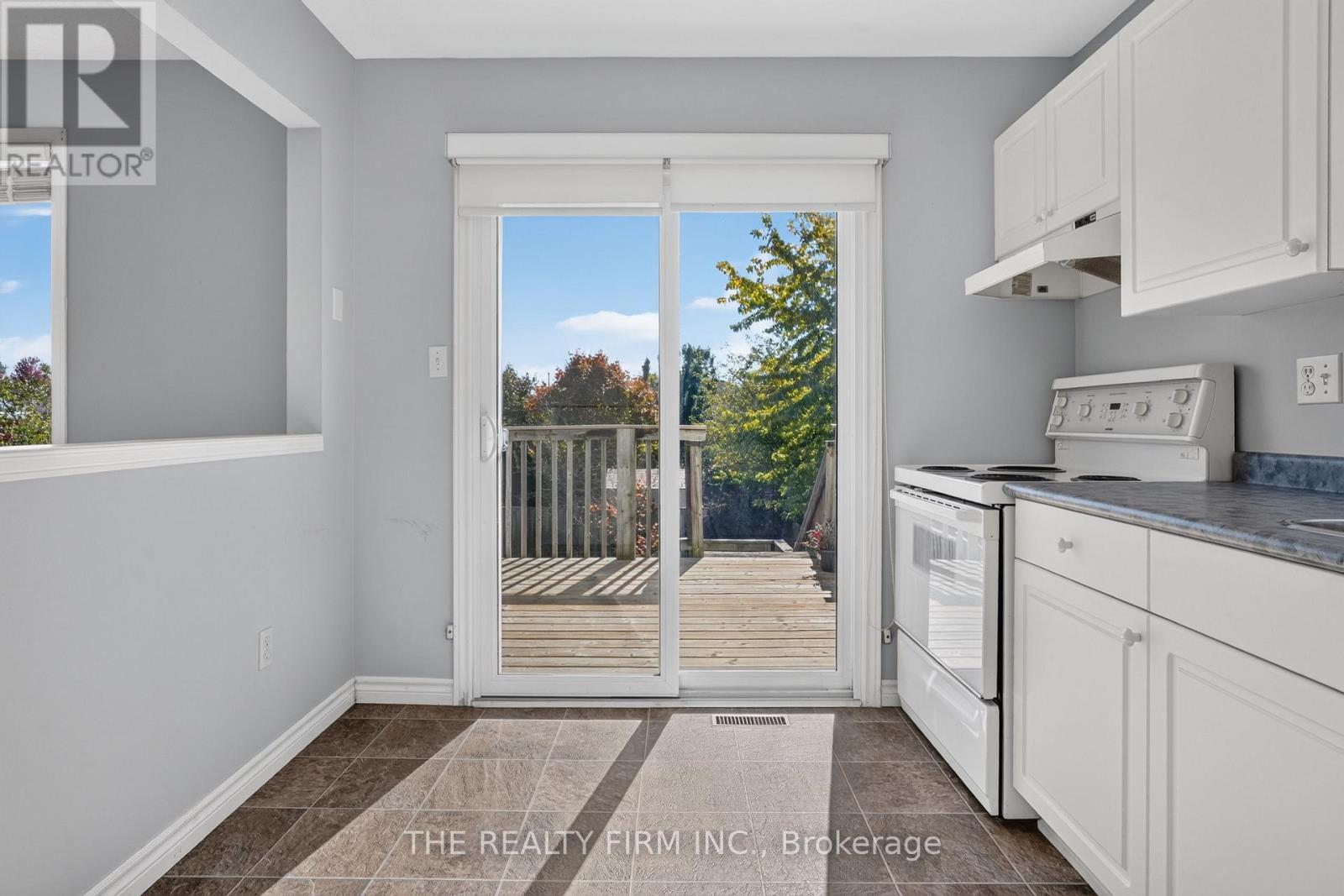 941 Thistledown Way, London North, Ontario  N6G 4Z6 - Photo 10 - X14102288
