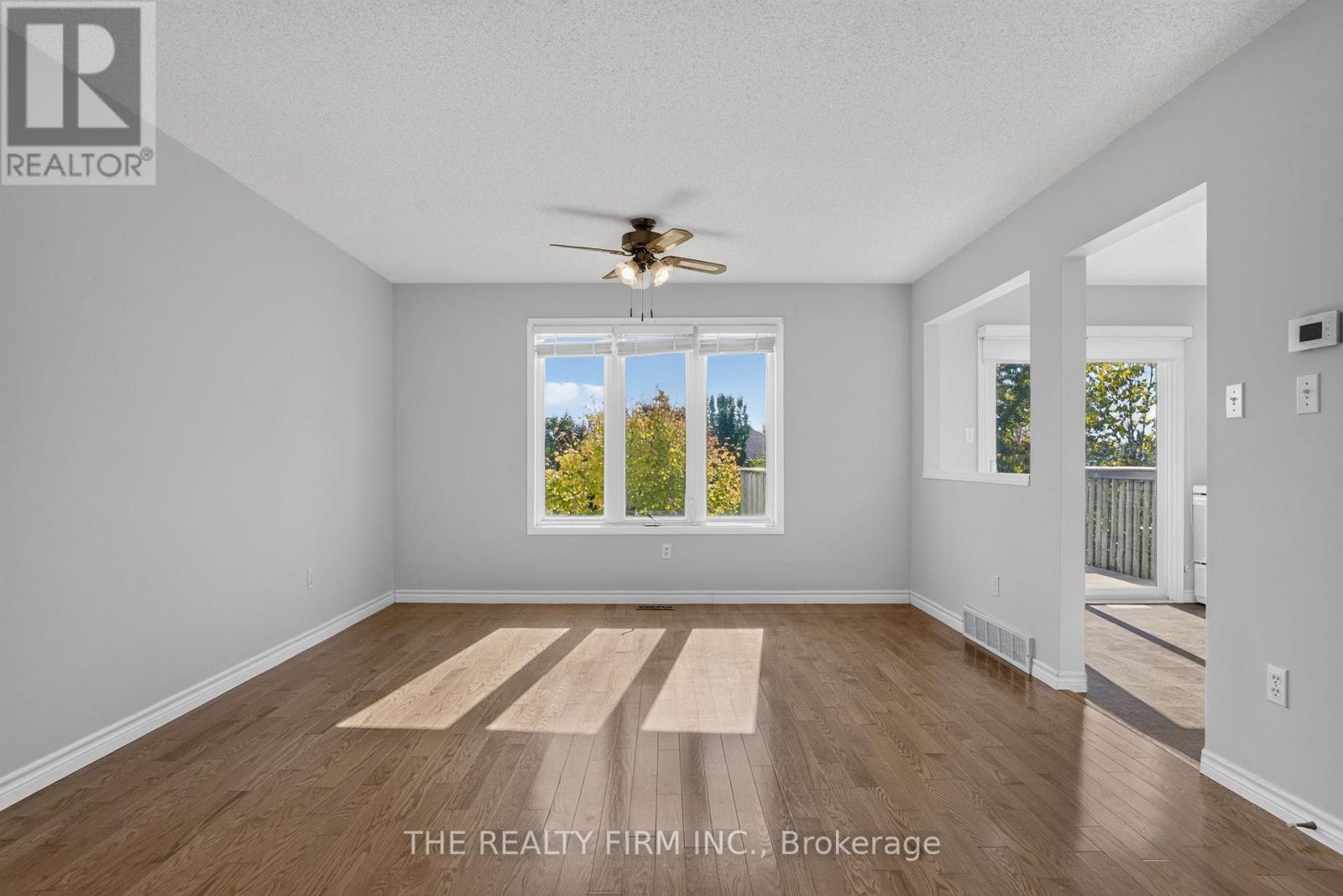 941 Thistledown Way, London North, Ontario  N6G 4Z6 - Photo 5 - X14102288