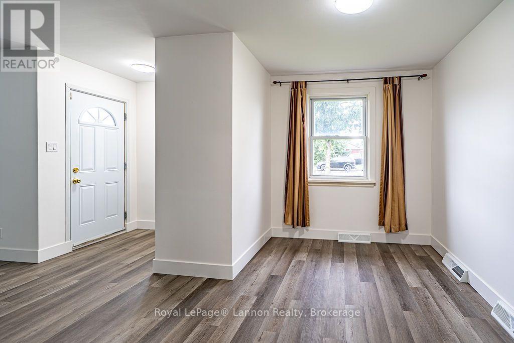 356 Kingsway Avenue, Thunder Bay, Ontario  P7E 2A5 - Photo 14 - X14102310
