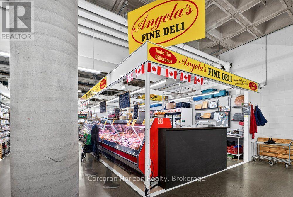 Ul Stall 4 - 35 York Boulevard, Hamilton, Ontario  L8R 3K1 - Photo 16 - X14102286