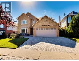 2384 HEADON Road, Burlington, Ontario