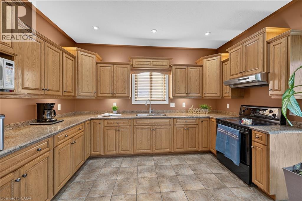 40 Balvenie Boulevard, Caledonia, Ontario  N3W 2P1 - Photo 16 - 40872628