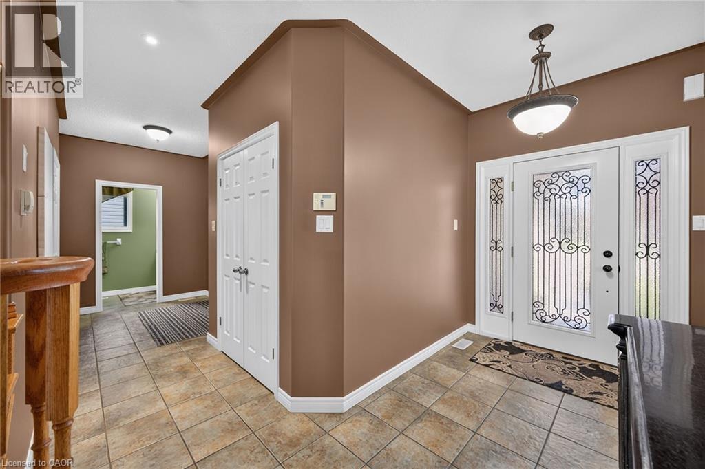 40 Balvenie Boulevard, Caledonia, Ontario  N3W 2P1 - Photo 6 - 40872628