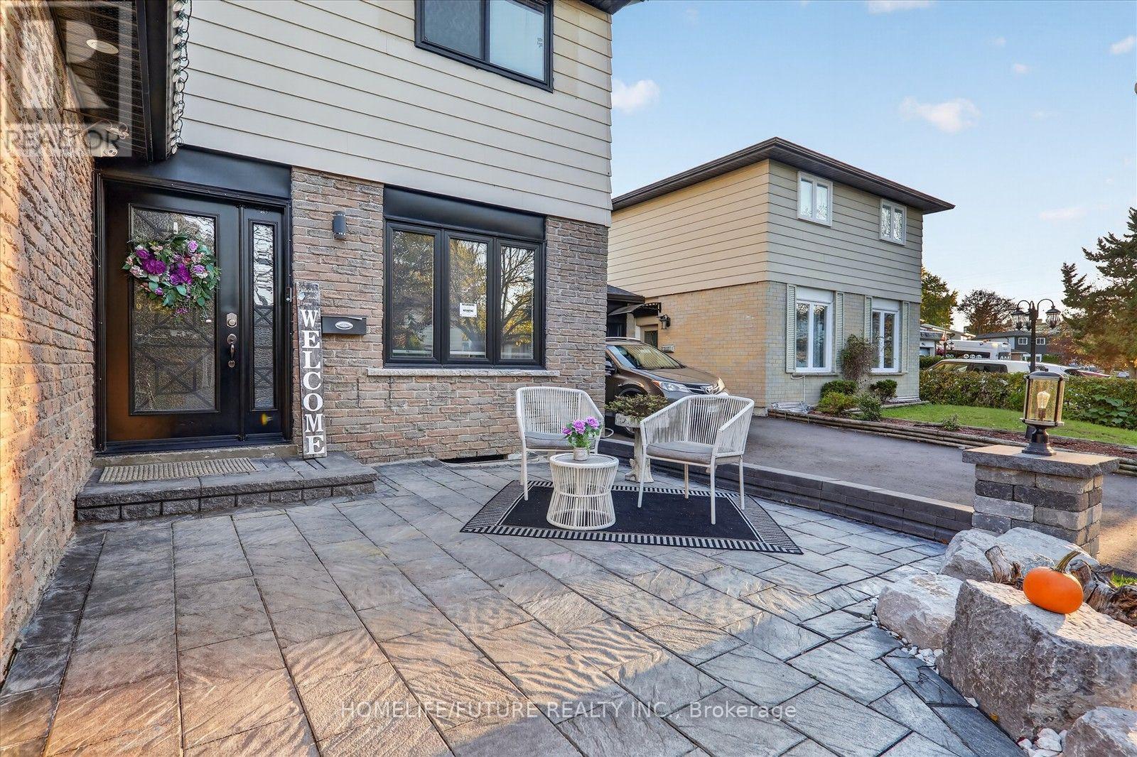 1569 Jaywin Circle, Pickering, Ontario  L1V 2W3 - Photo 4 - E14102202