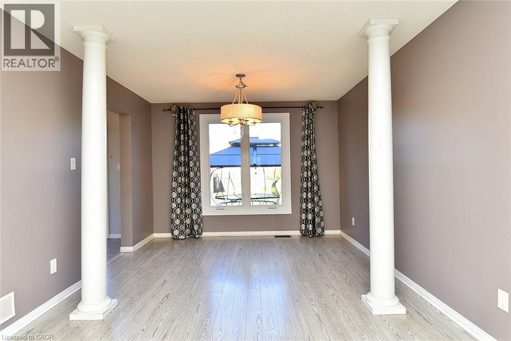 71 Stone Church Road E, Hamilton, Ontario  L9B 1A8 - Photo 7 - 40868546
